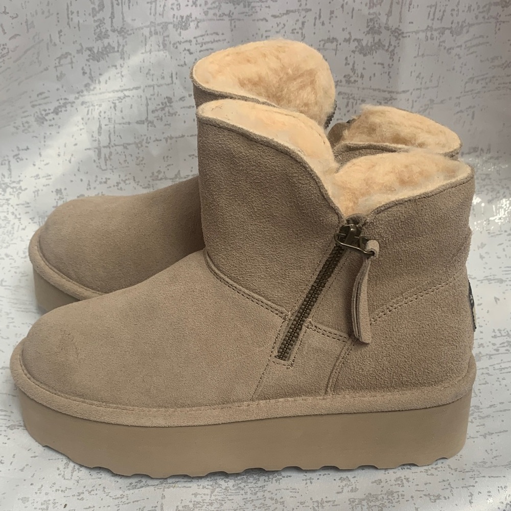 BearPaw Women's Taupe Suede-Look Platform Ankle Boots